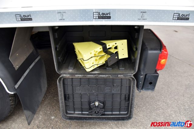 MAN TGE 6.180 5.5T 2.0 BITDI 177 CV RWD  - foto 32