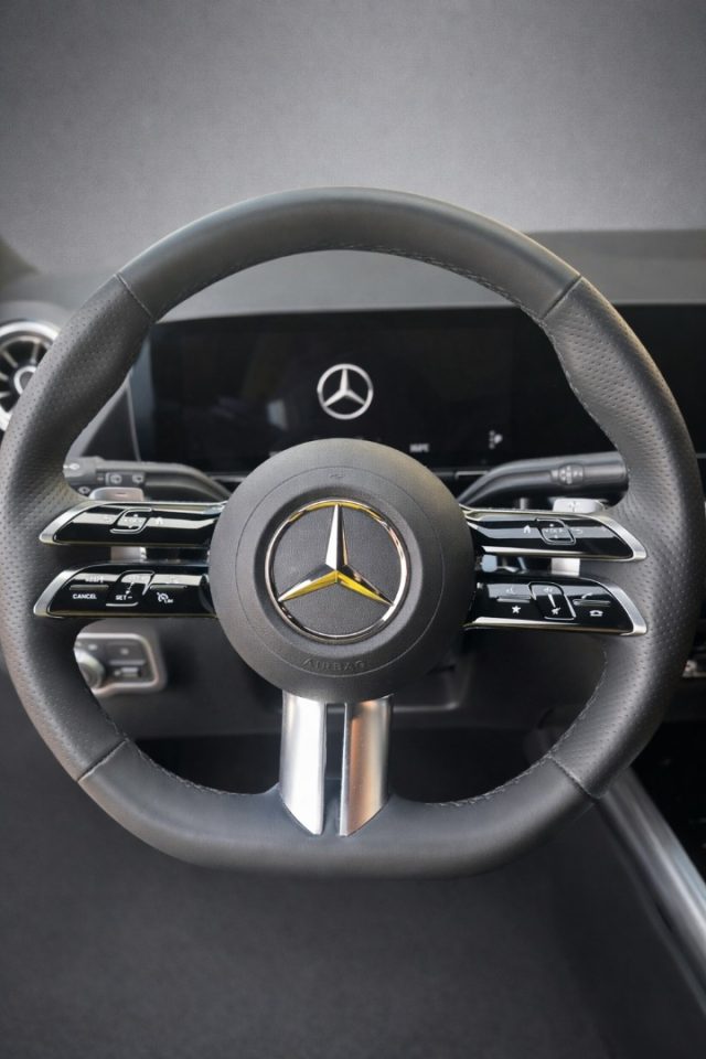 MERCEDES-BENZ GLA 250 E HYBRID EQ AMG LINE ADVANCED PL - foto 12