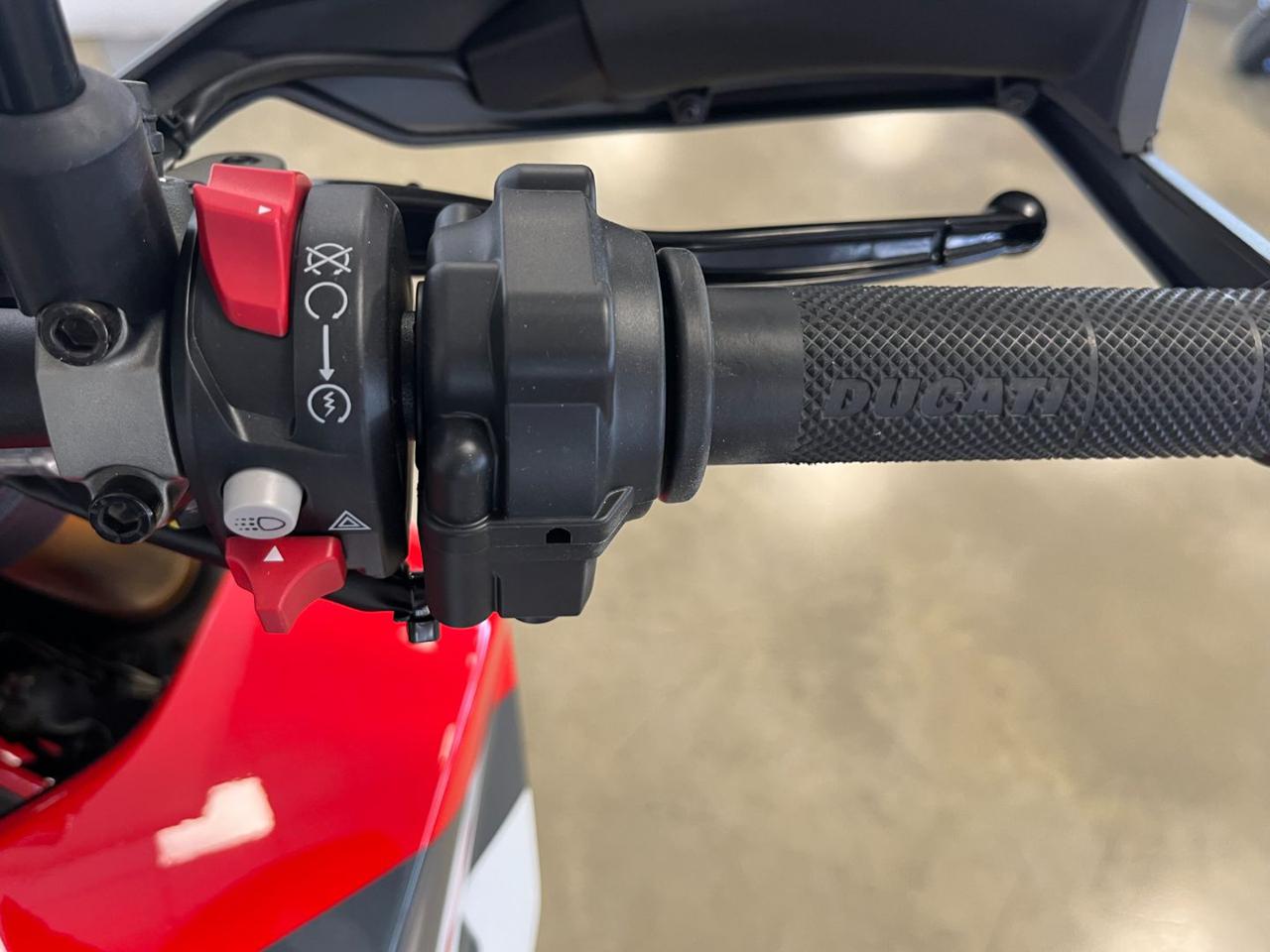 immagine usato DUCATI Hypermotard 950 SP SPECIAL