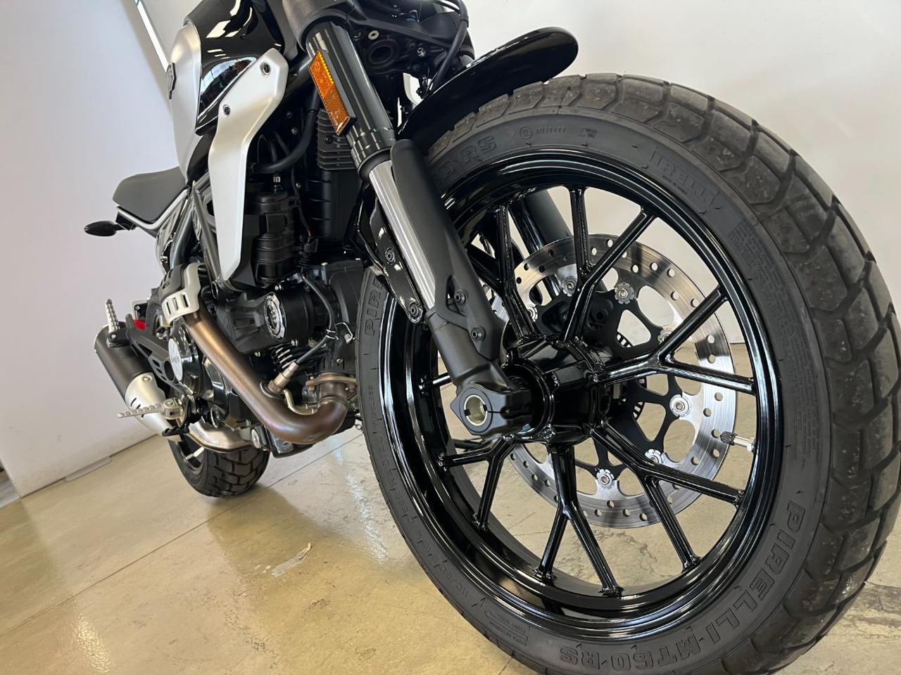 immagine usato DUCATI Scrambler 800 ICON DARK