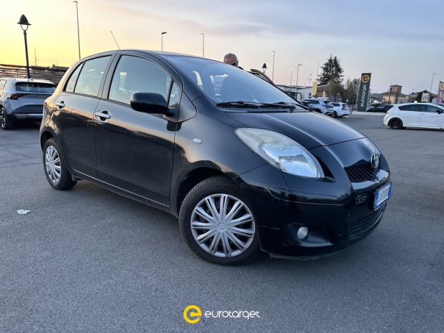 toyota yaris 1.4 d-4d dpf 5 porte sol usata