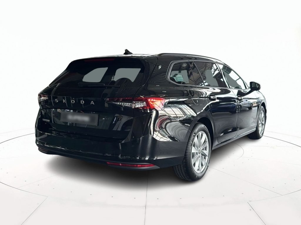 immagine nuovo SKODA Superb wagon 2.0 tdi selection 150cv dsg