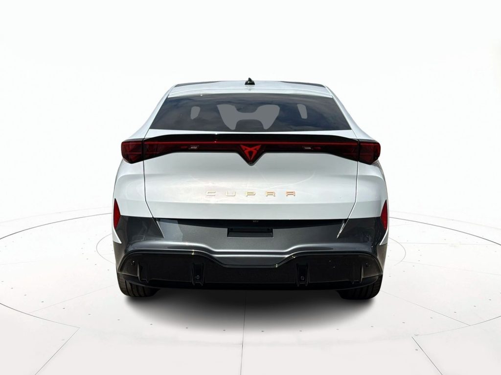 immagine nuovo CUPRA Tavascan 77kwh endurance adrenaline rwd