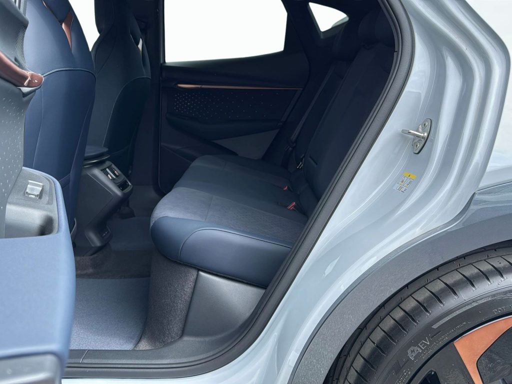 immagine nuovo CUPRA Tavascan 77kwh endurance adrenaline rwd