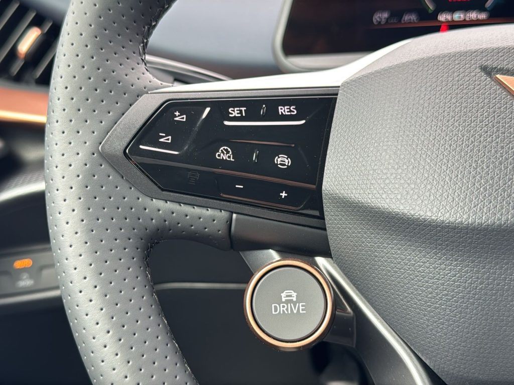 immagine nuovo CUPRA Tavascan 77kwh endurance adrenaline rwd