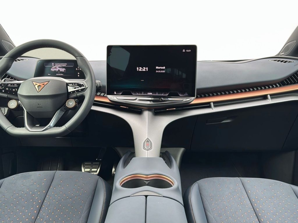 immagine nuovo CUPRA Tavascan 77kwh endurance adrenaline rwd