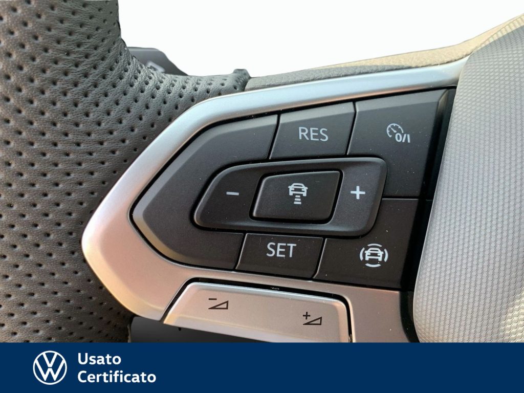 immagine km0 VOLKSWAGEN T-Roc 2.0 tdi r-line 115cv