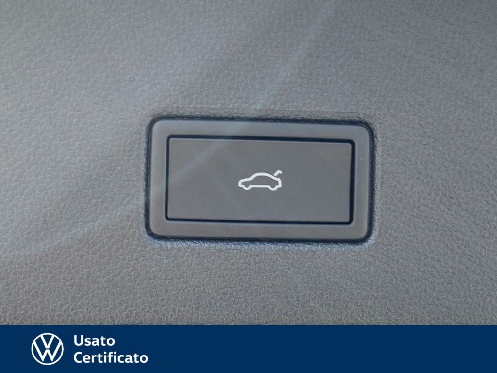 immagine km0 VOLKSWAGEN T-Roc 2.0 tdi r-line 115cv