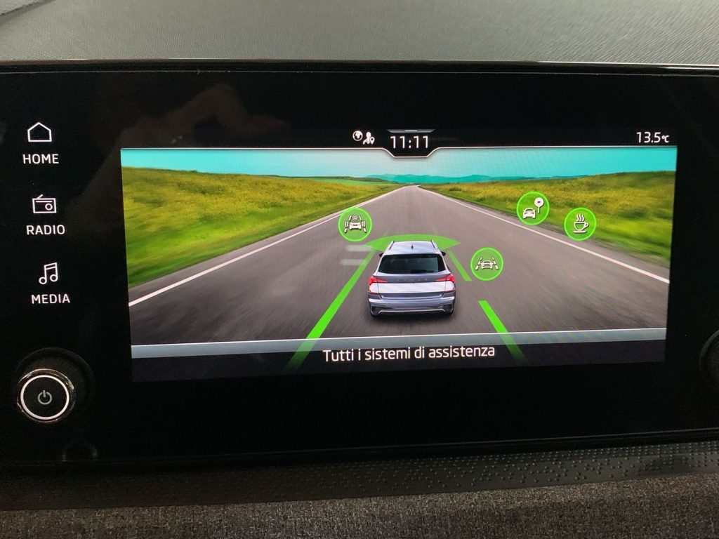 immagine nuovo SKODA Kamiq 1.0 tsi be more 115cv