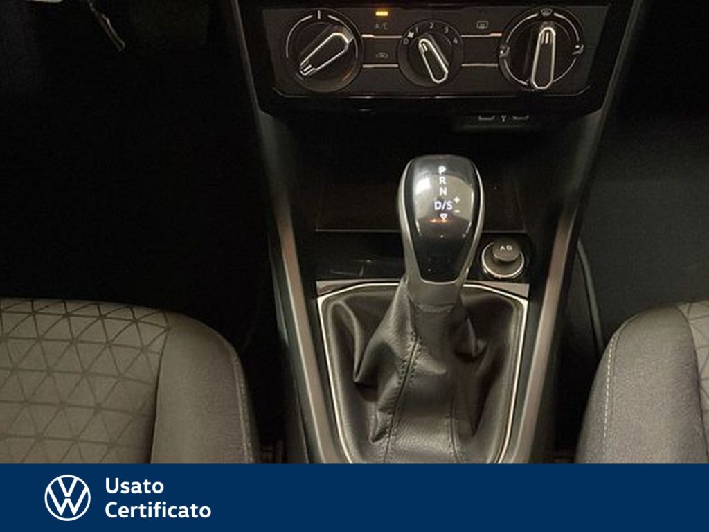 immagine usato VOLKSWAGEN T-Cross 1.0 tsi style 110cv dsg