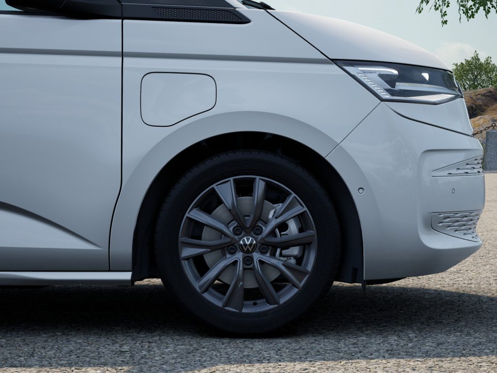 immagine nuovo VOLKSWAGEN Multivan t7  1.5 phev life 4motion 245cv dsg 7p.ti