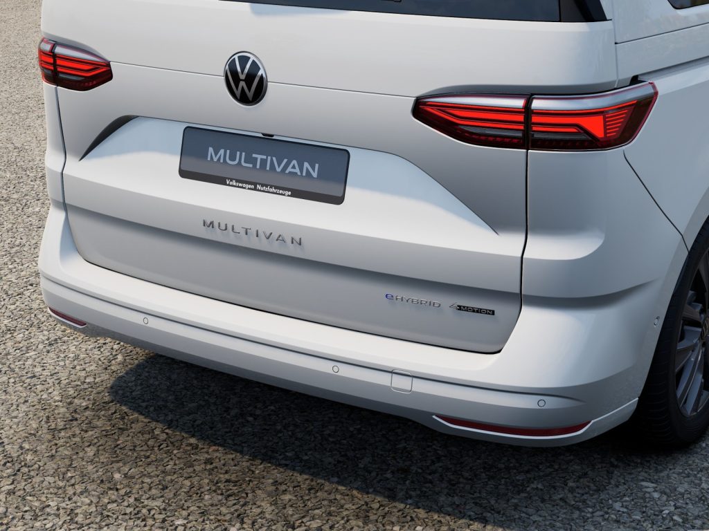 immagine nuovo VOLKSWAGEN Multivan t7  1.5 phev life 4motion 245cv dsg 7p.ti