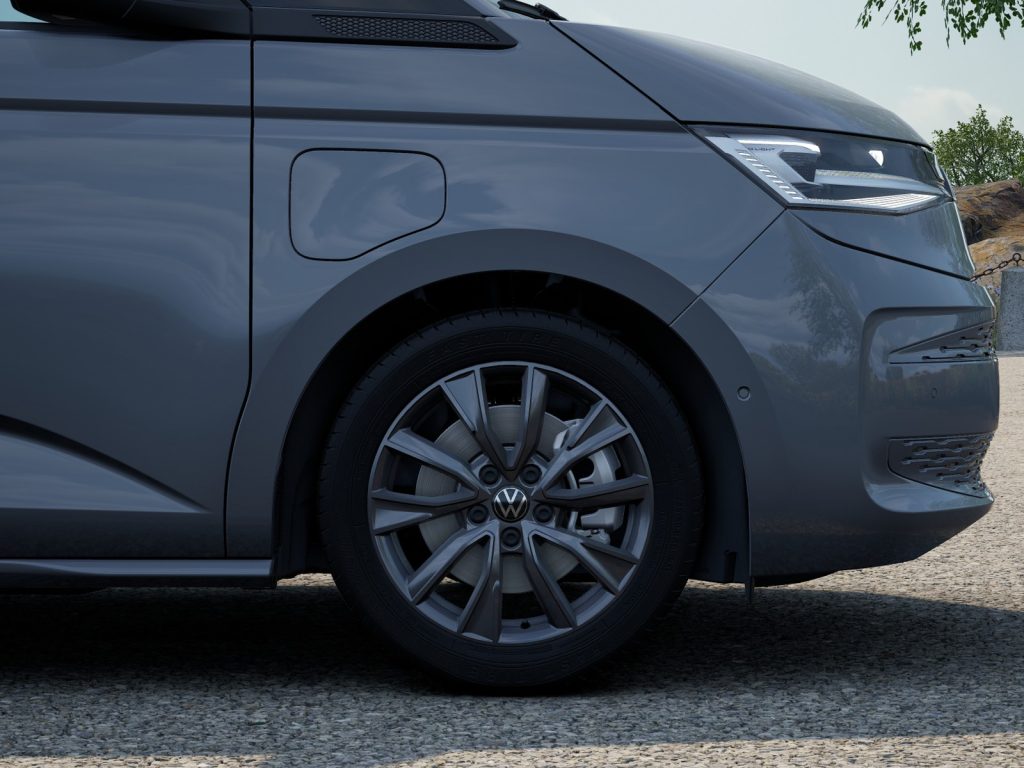 immagine nuovo VOLKSWAGEN Multivan t7  1.5 phev life 4motion 245cv dsg 7p.ti