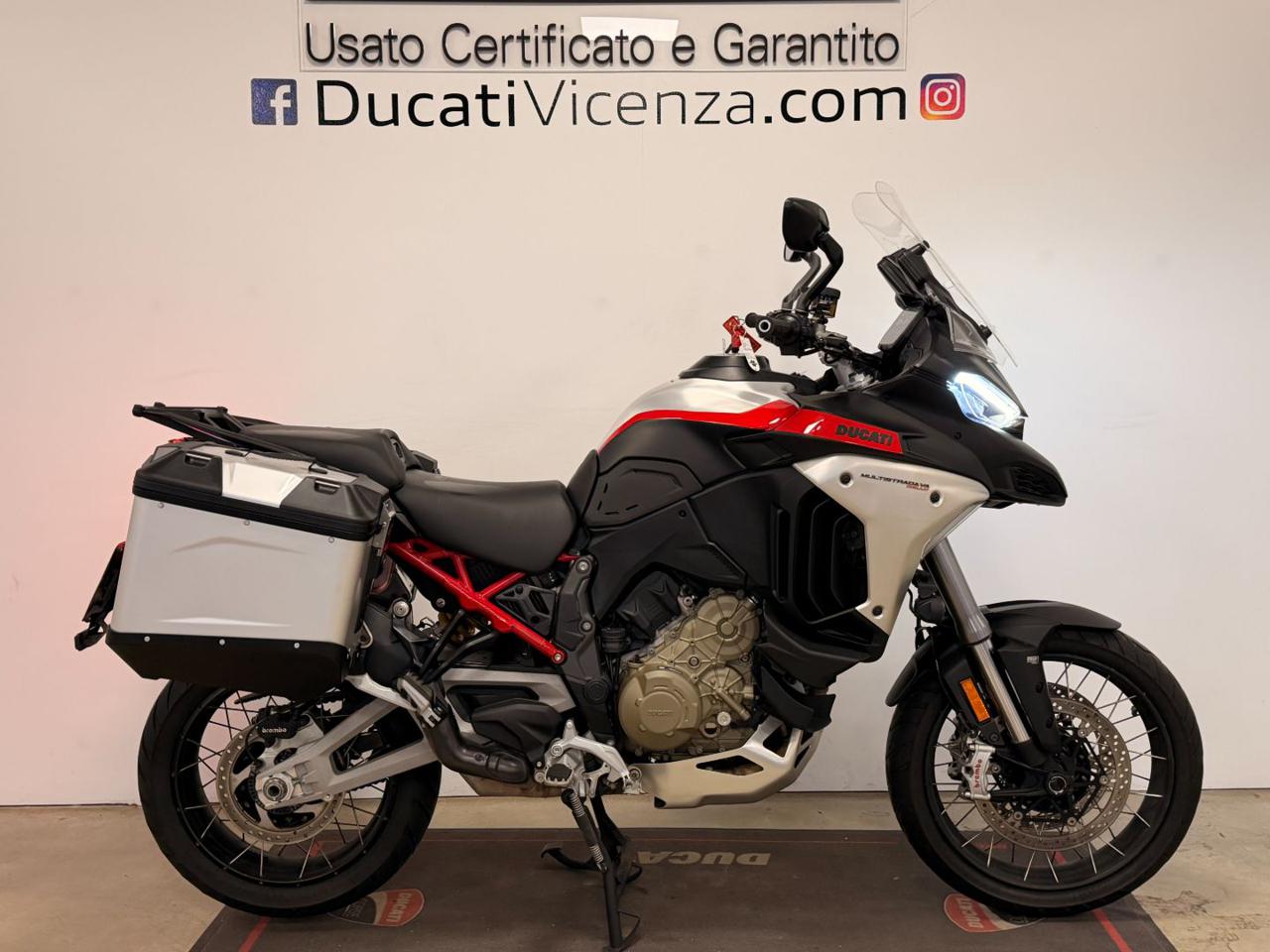 immagine usato DUCATI Multistrada V4 S RALLY TRAVEL&RADAR DARK SP