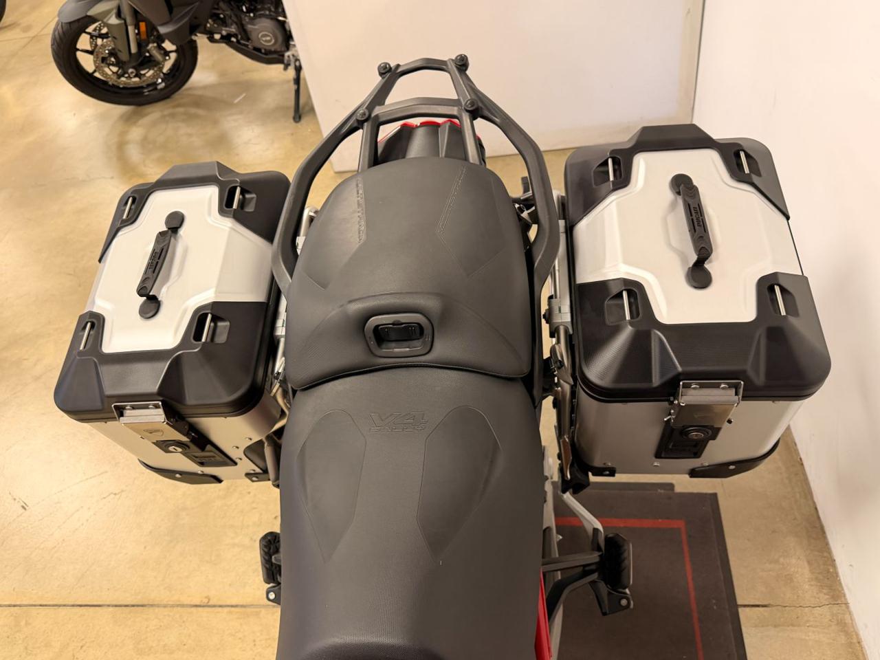 immagine usato DUCATI Multistrada V4 S RALLY TRAVEL&RADAR DARK SP