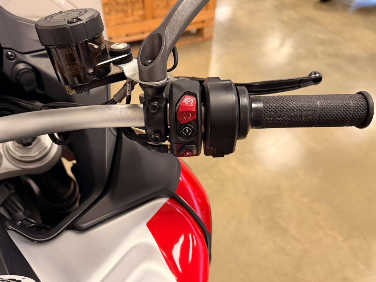 immagine usato DUCATI Multistrada V4 S RALLY TRAVEL&RADAR DARK SP