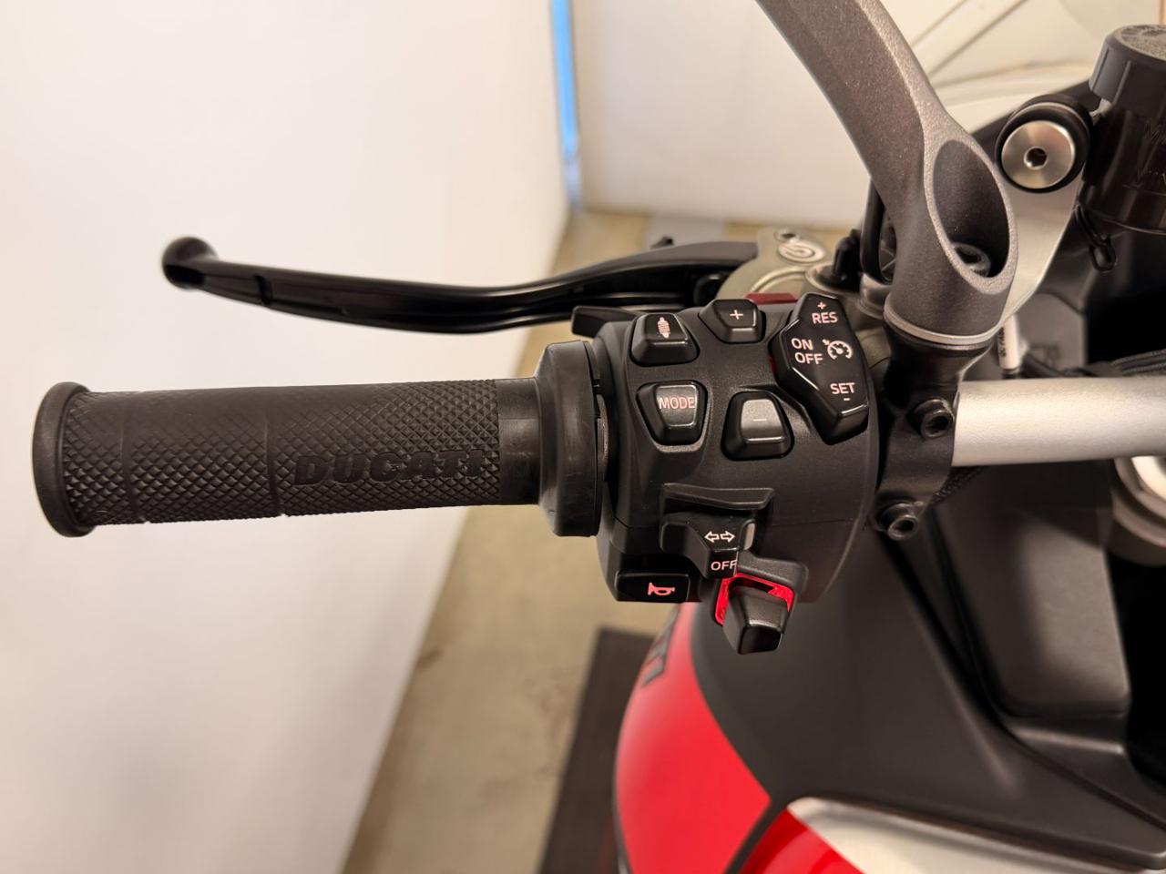 immagine usato DUCATI Multistrada V4 S RALLY TRAVEL&RADAR DARK SP