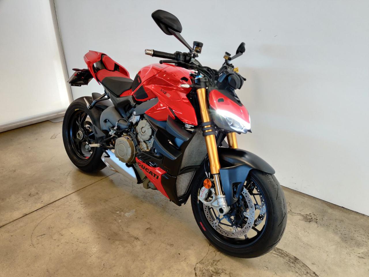 immagine usato DUCATI Streetfighter V4 S RED