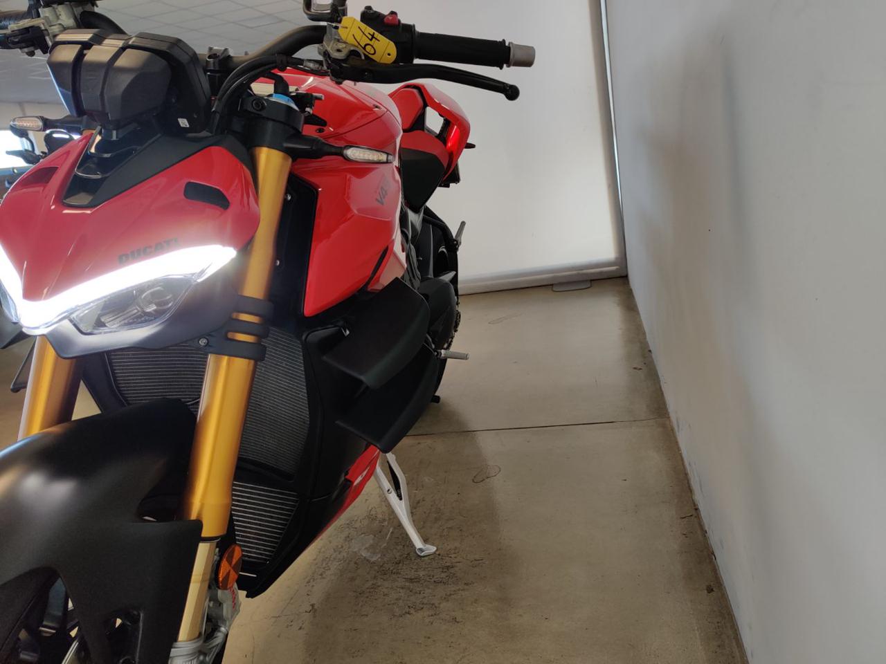 immagine usato DUCATI Streetfighter V4 S RED