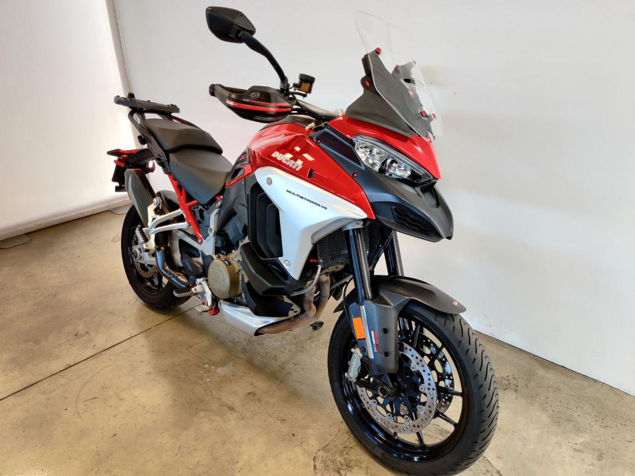 immagine usato DUCATI Multistrada 1100 V4 RED