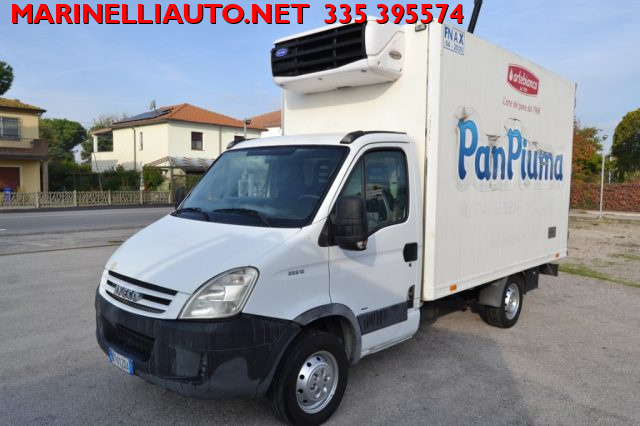 iveco daily 35s12p 2.3 hpi cabinato frigo con atp scaduto usata