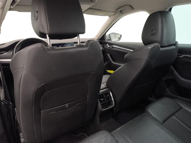 SKODA OCTAVIA 2.0 TDI EVO STYLE 150CV DSG - foto 21