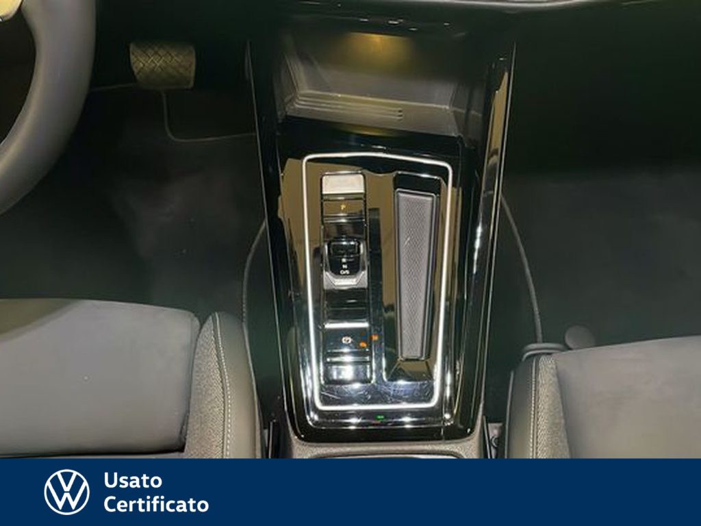 immagine usato VOLKSWAGEN Golf 2.0 tdi style 150cv dsg