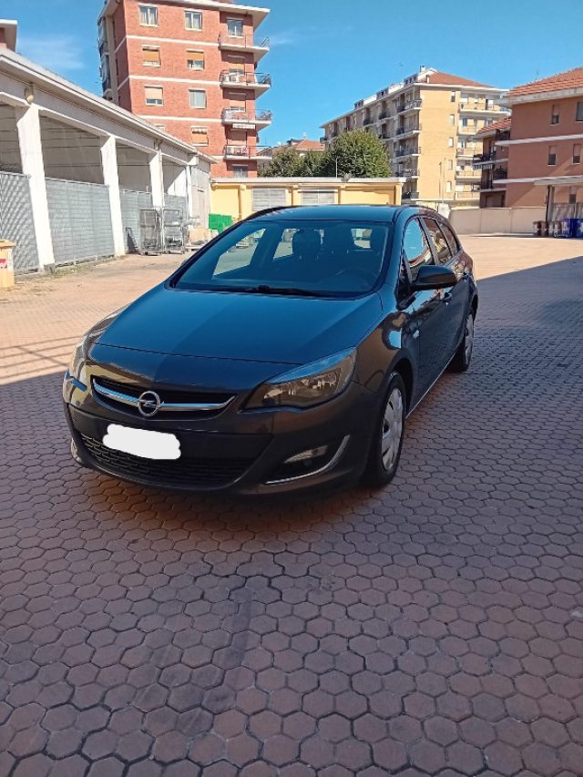 opel astra 1.4 gpl usata