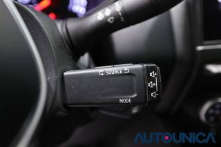 RENAULT Clio usata, con Volante multifunzione