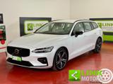 VOLVO V60 B4 (d) aut Ultimate Dark 19
