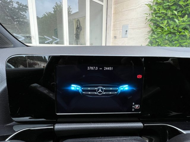 MERCEDES-BENZ GLA 200 D AUTOMATIC PREMIUM - foto 29