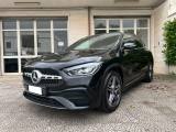 MERCEDES-BENZ GLA 200 d Automatic Premium