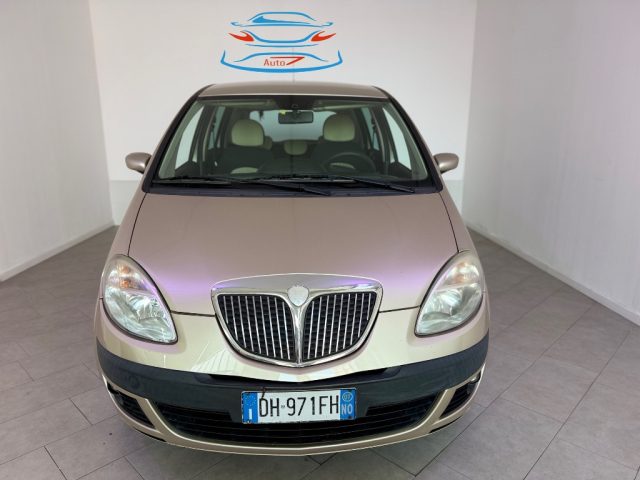 lancia musa 1.4 .16v oro usata