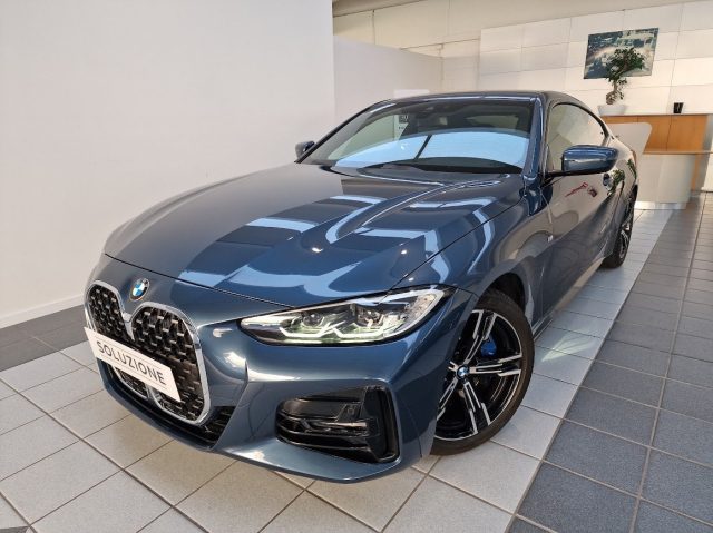 BMW 430 Blu metallizzato