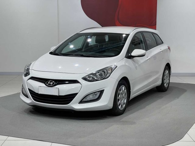 hyundai i30 wagon 1.6 crdi classic usata