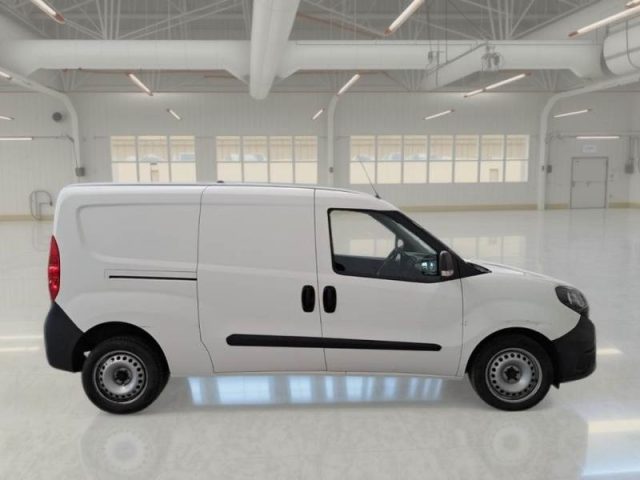 fiat doblo dobl� 1.6 mjt 105cv ss pl-tn cargo maxi business usata