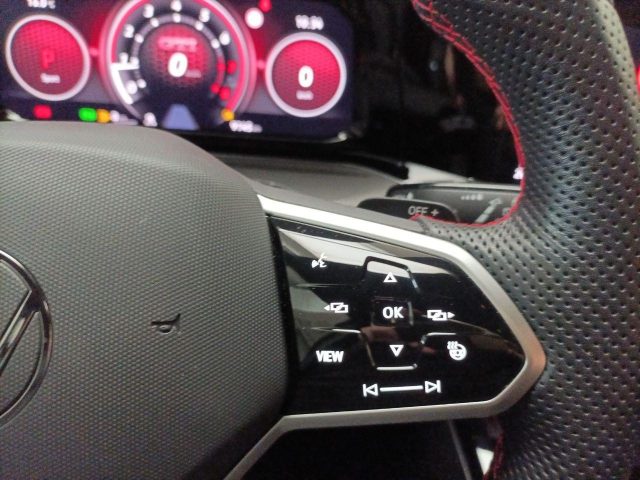 VOLKSWAGEN GOLF 2.0 TSI DSG GTI - foto 12