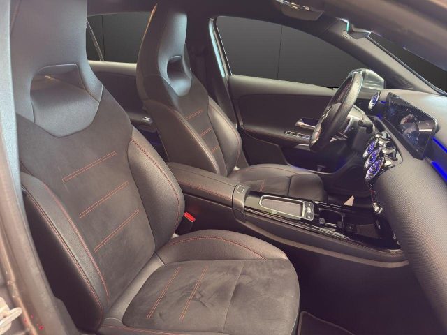 MERCEDES-BENZ A 180 D AUTOMATIC AMG LINE PREMIUM - foto 16
