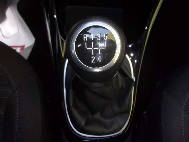 OPEL ADAM 1.2 GLAM 70CV-SOLO 70.000 KM !!B - foto 15