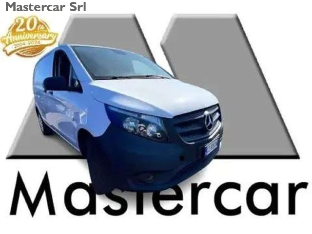 mercedes-benz vito vito 119 cdi 4x4 compact tg : gc978jn usata