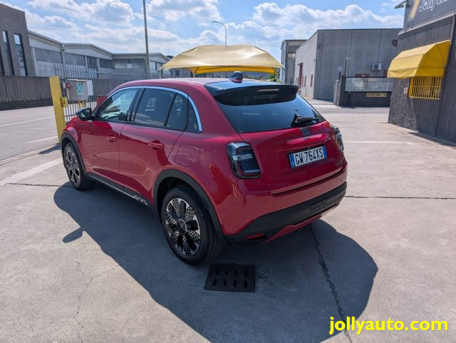 FIAT 600 HYBRID 100 CV DCT MHEV LA PRIMA  - foto 24