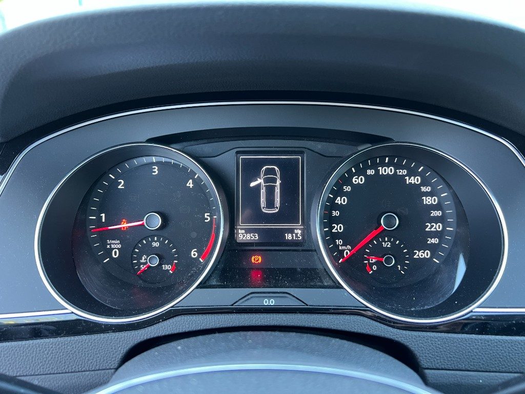 Immagine di VOLKSWAGEN Passat Variant 1.6 TDI Business BlueMotion Technology del 03/2018 km 92853