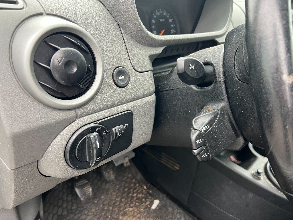 Immagine di FORD Fusion 1.4 16V 5p. del 05/2003 km 180961