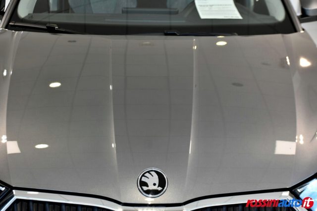 SKODA OCTAVIA WAGON 2.0 TDI 150 CV DSG STYLE + - foto 25