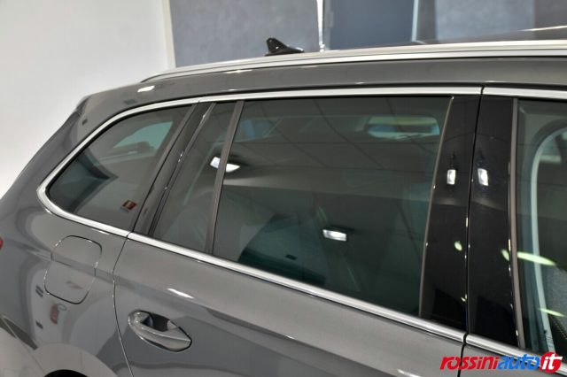 SKODA OCTAVIA WAGON 2.0 TDI 150 CV DSG STYLE + - foto 29