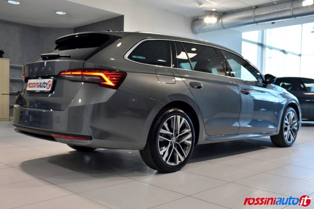 SKODA OCTAVIA WAGON 2.0 TDI 150 CV DSG STYLE + - foto 31