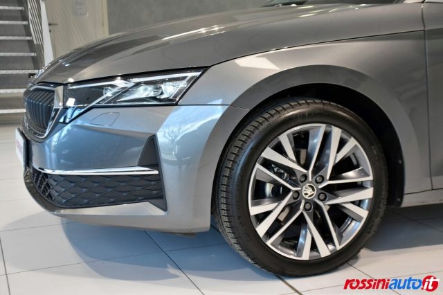 SKODA OCTAVIA WAGON 2.0 TDI 150 CV DSG STYLE + - foto 33