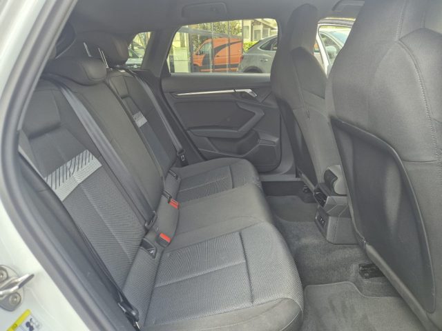 AUDI A3 SPB 35 TDI S TRONIC S LINE EDITI - foto 13