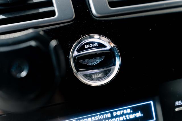ASTON MARTIN VANTAGE V12 VANTAGE COUPÉ*MANUAL GEAR*1  - foto 40
