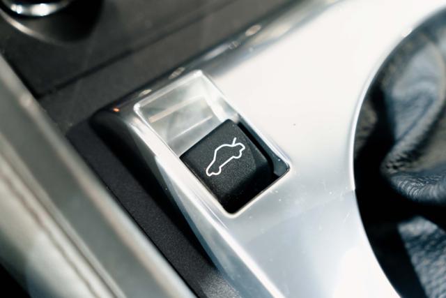 ASTON MARTIN VANTAGE V12 VANTAGE COUPÉ*MANUAL GEAR*1  - foto 48